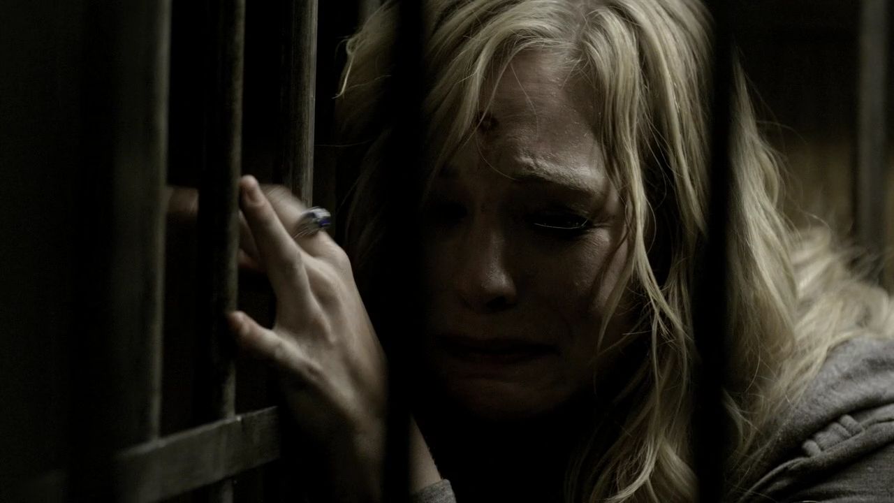 213VampireDiaries0943.jpg