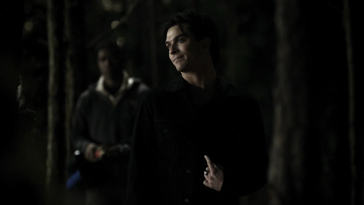 213VampireDiaries1092.jpg