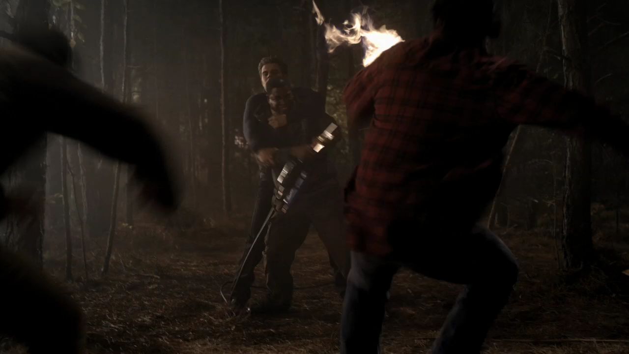 213VampireDiaries1112.jpg