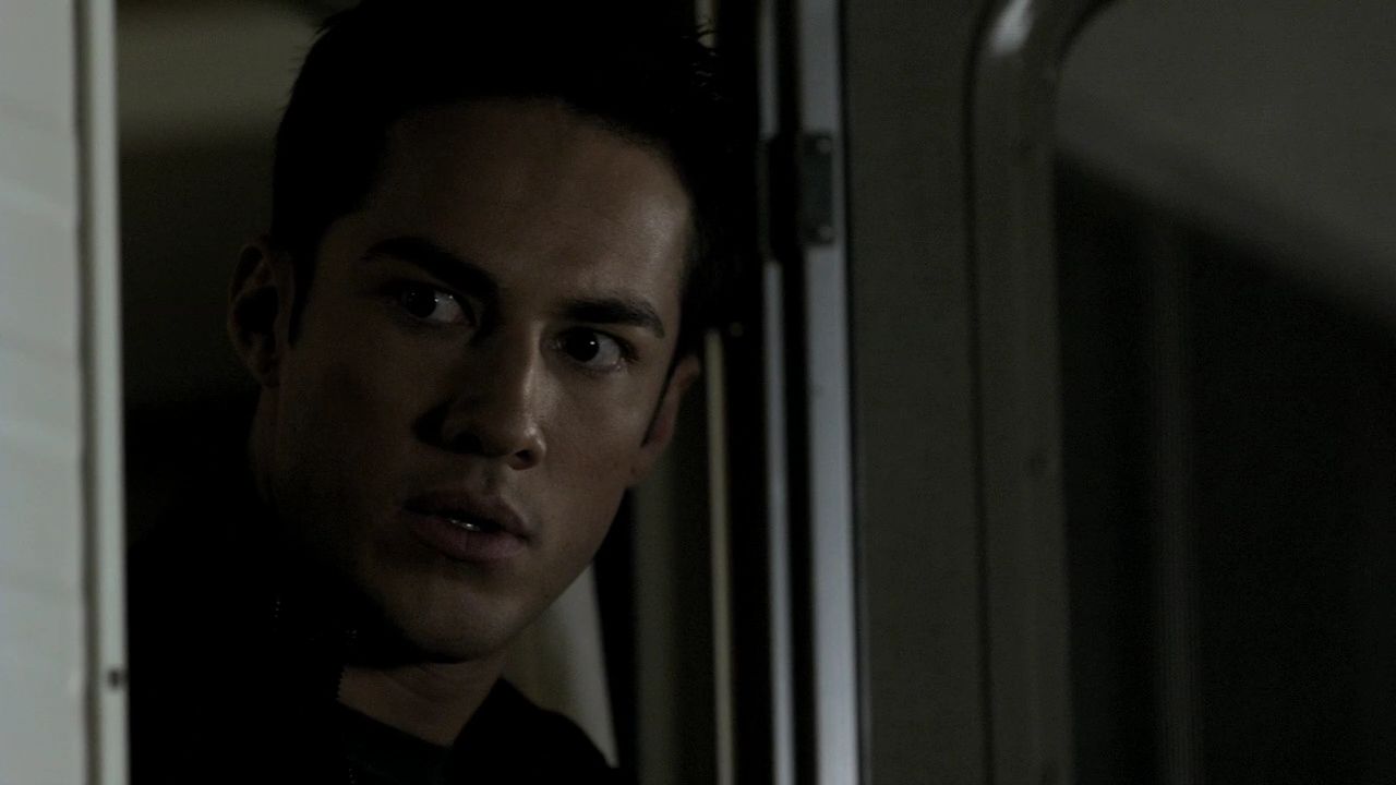 213VampireDiaries1163.jpg