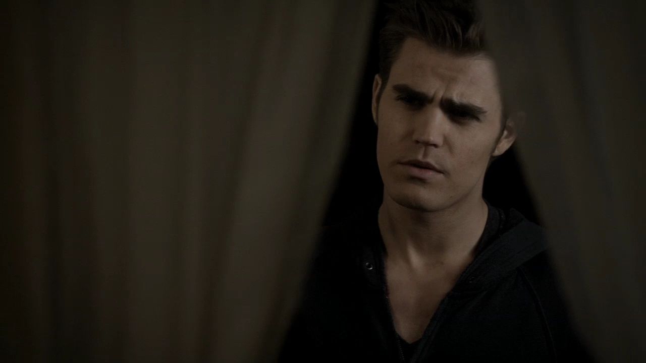 213VampireDiaries1228.jpg