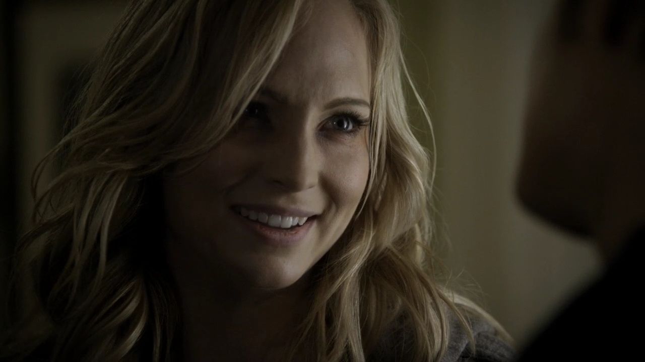 213VampireDiaries1252.jpg