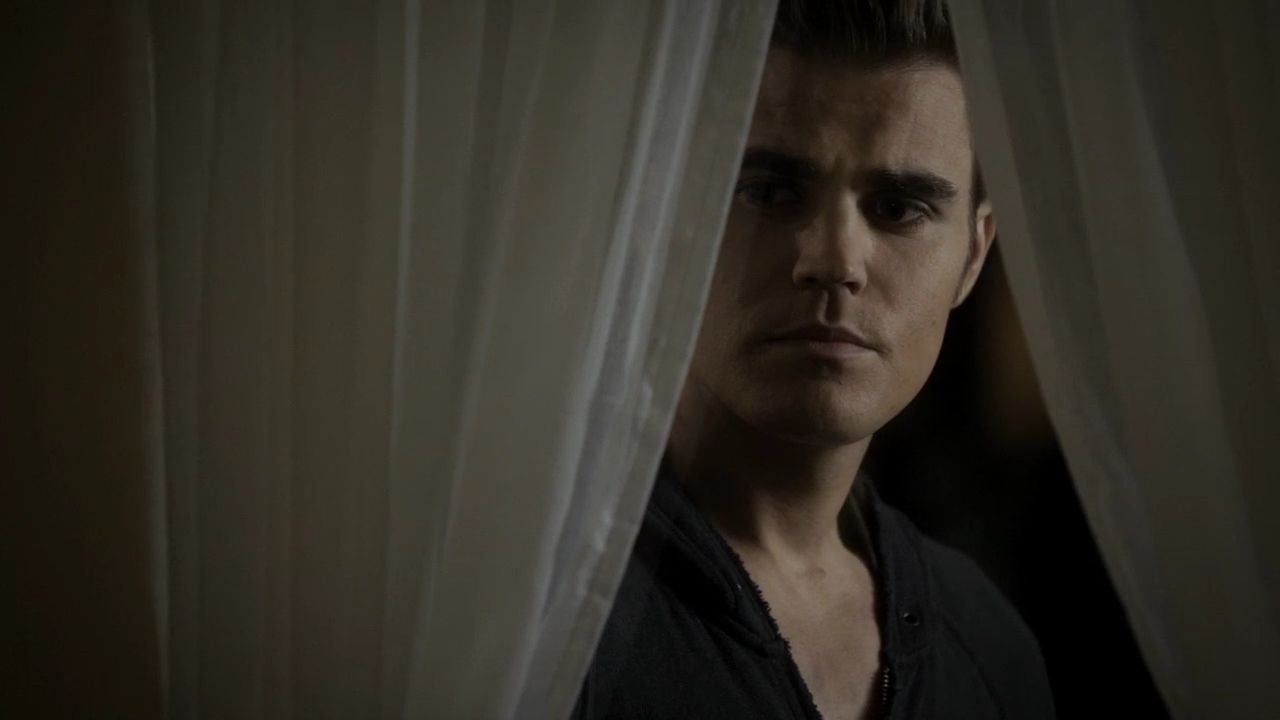 213VampireDiaries1258.jpg