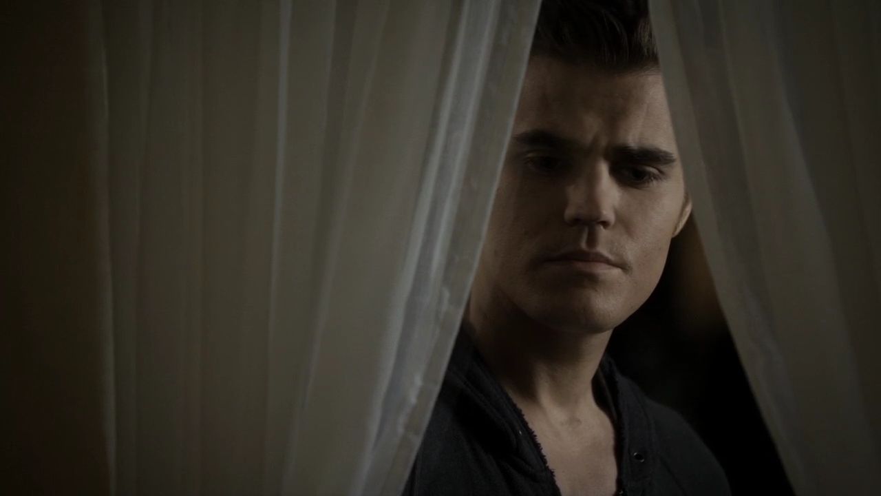 213VampireDiaries1259.jpg