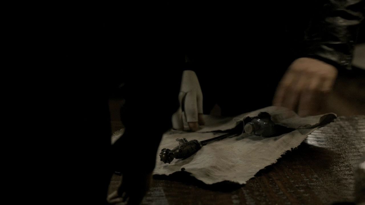 213VampireDiaries1277.jpg