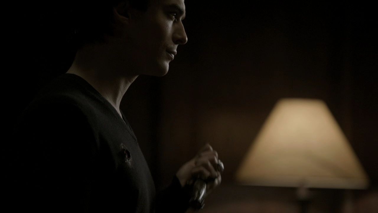 213VampireDiaries1293.jpg