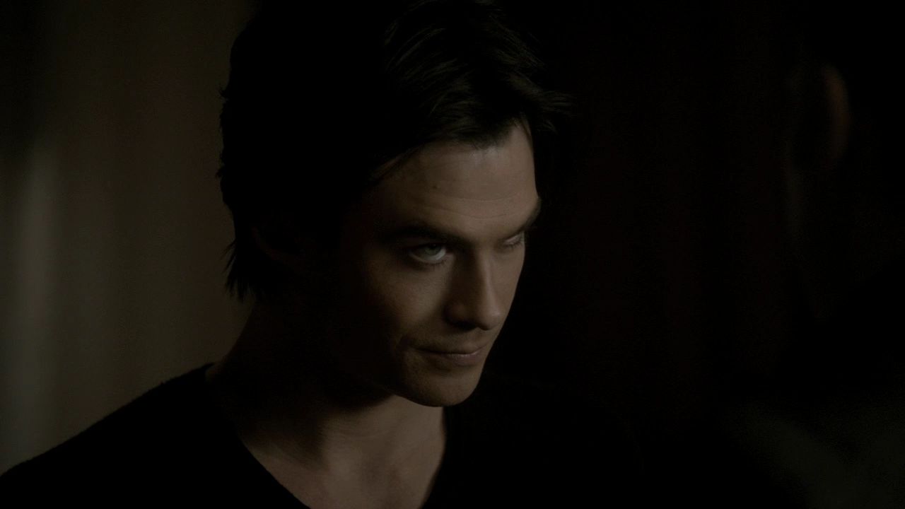 213VampireDiaries1295.jpg