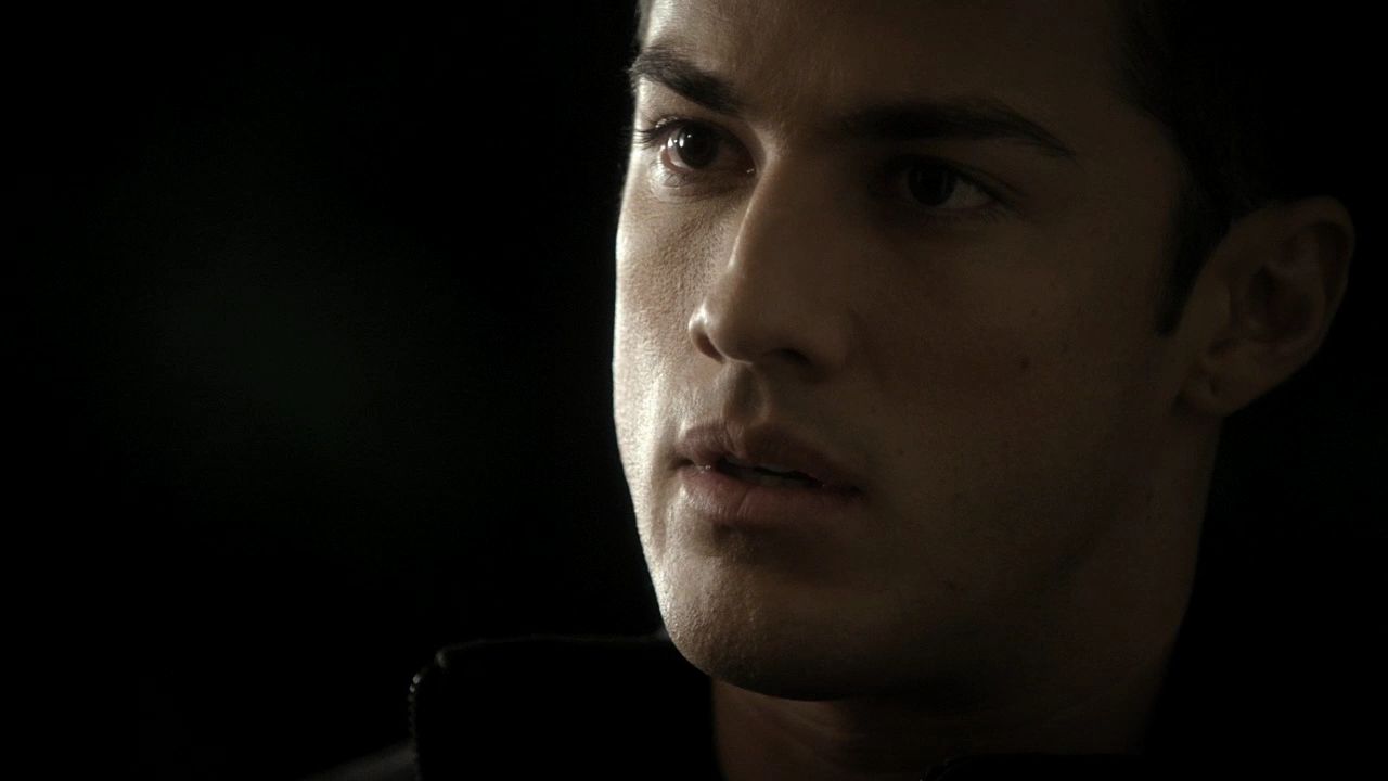 213VampireDiaries1383.jpg