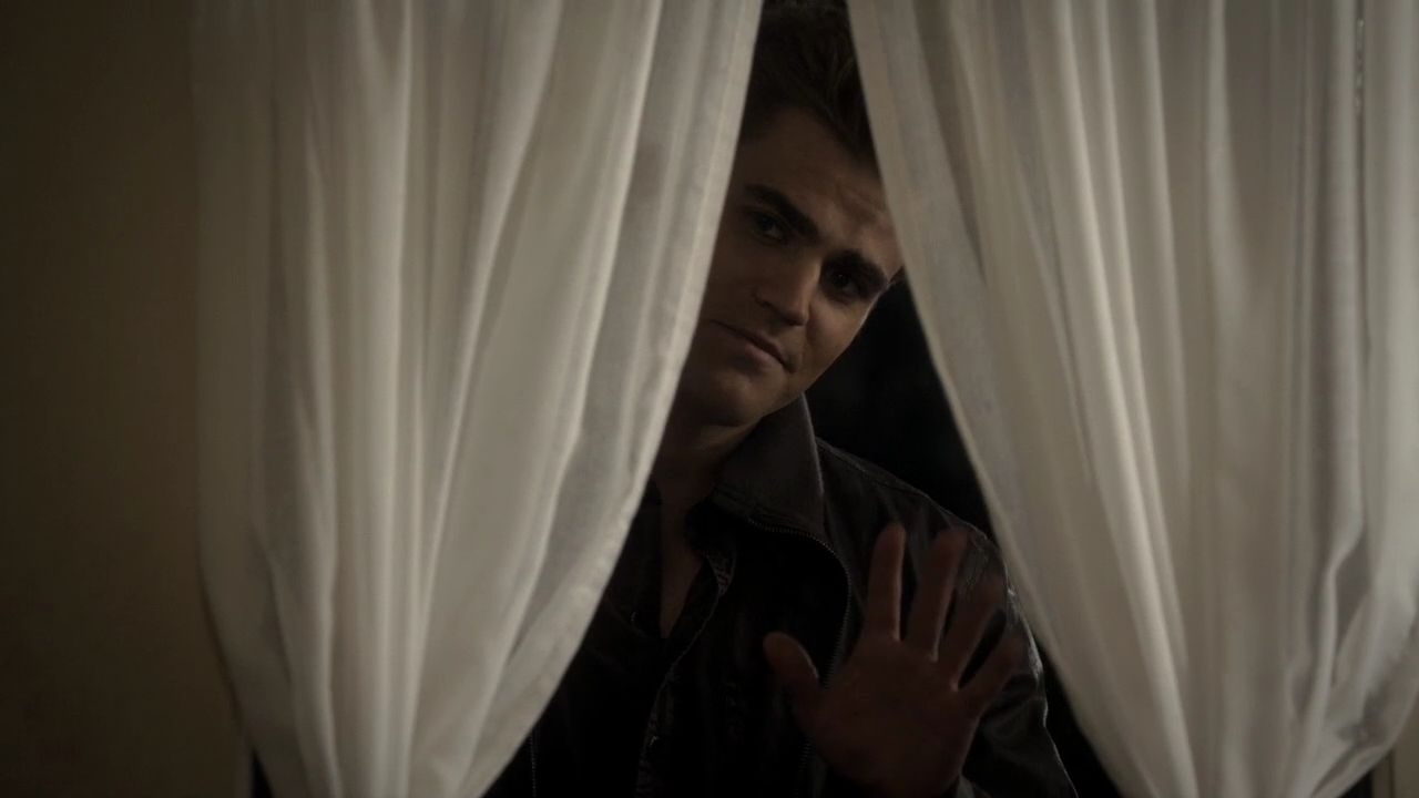 213VampireDiaries1575.jpg