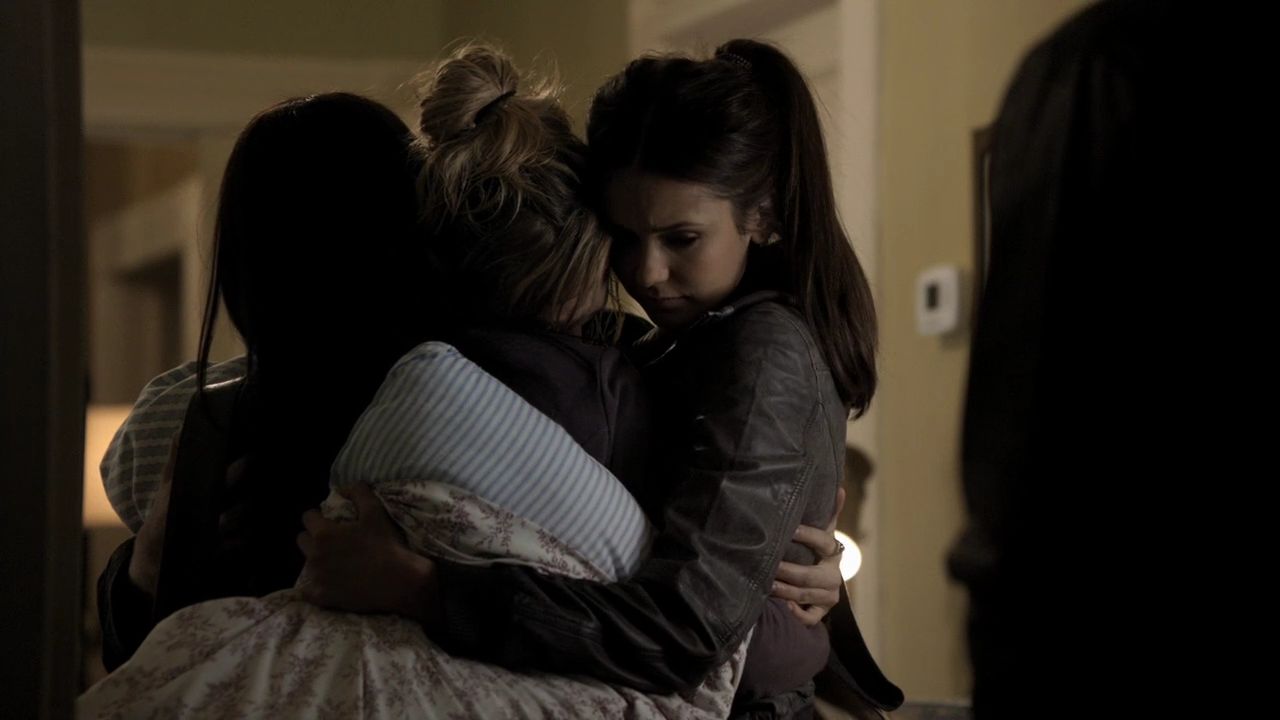 213VampireDiaries1612.jpg