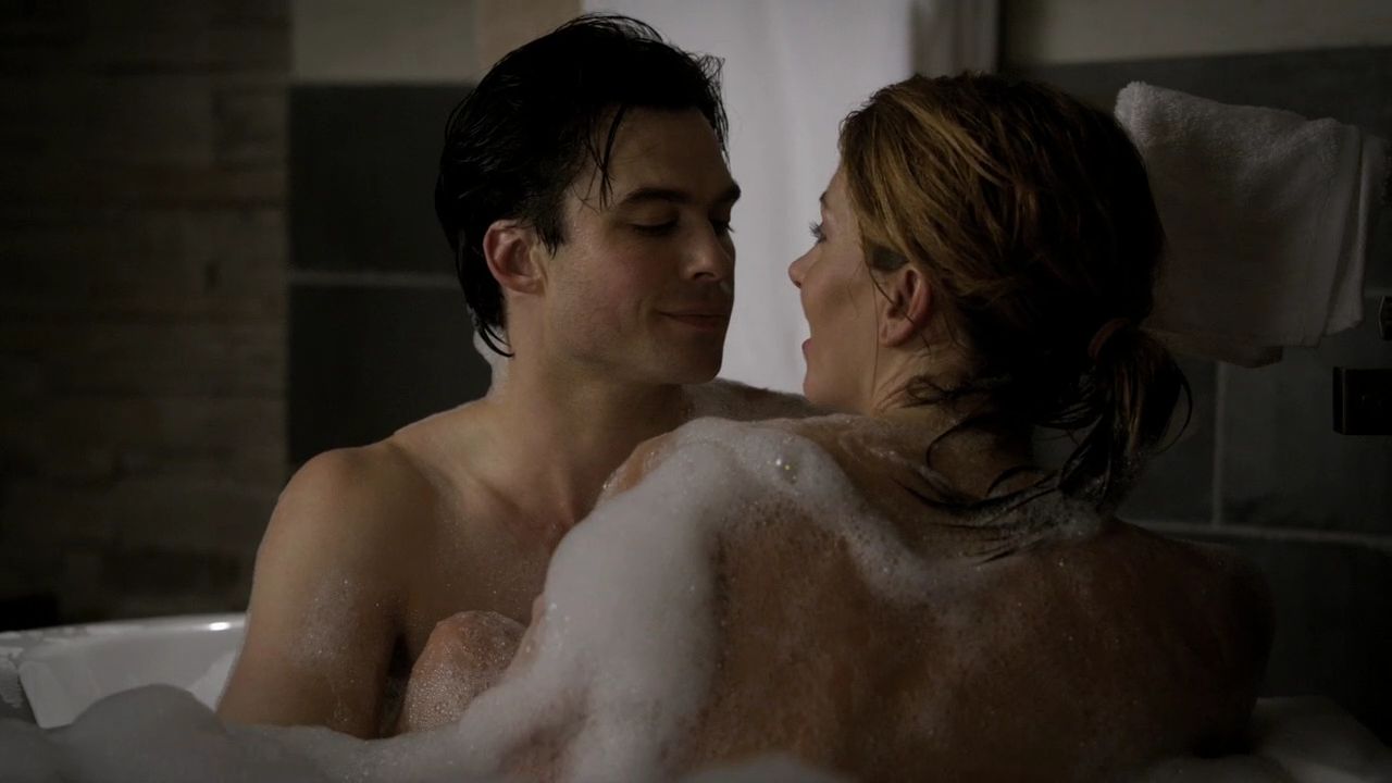 213VampireDiaries1639.jpg