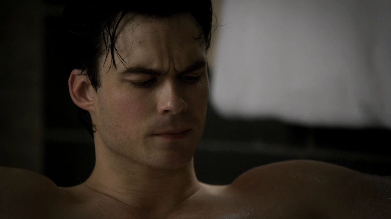 213VampireDiaries1681.jpg