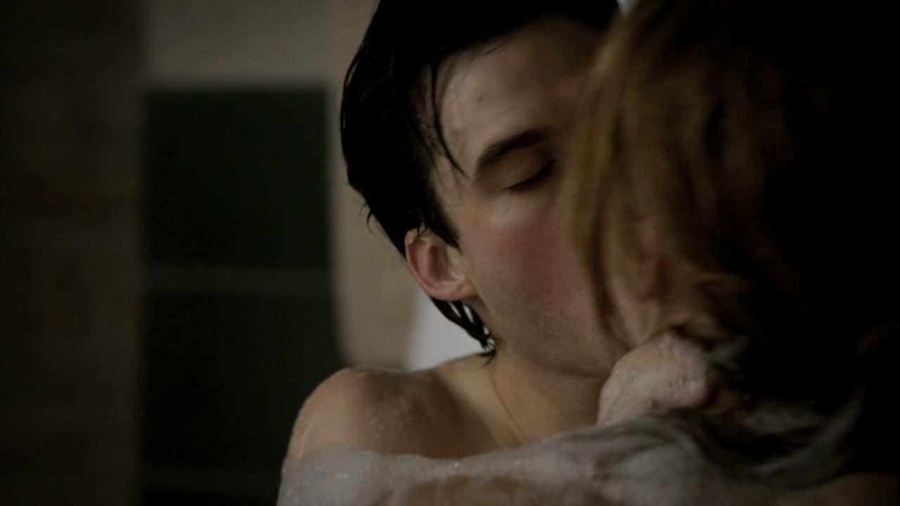 213VampireDiaries1729.jpg