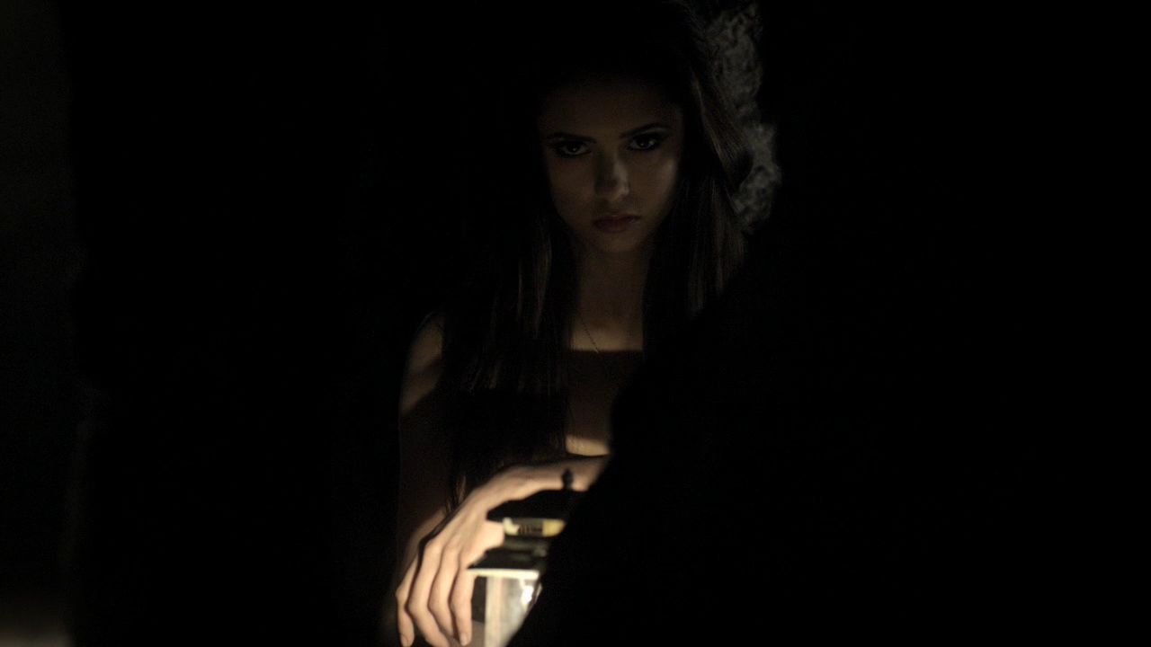 213VampireDiaries1755.jpg