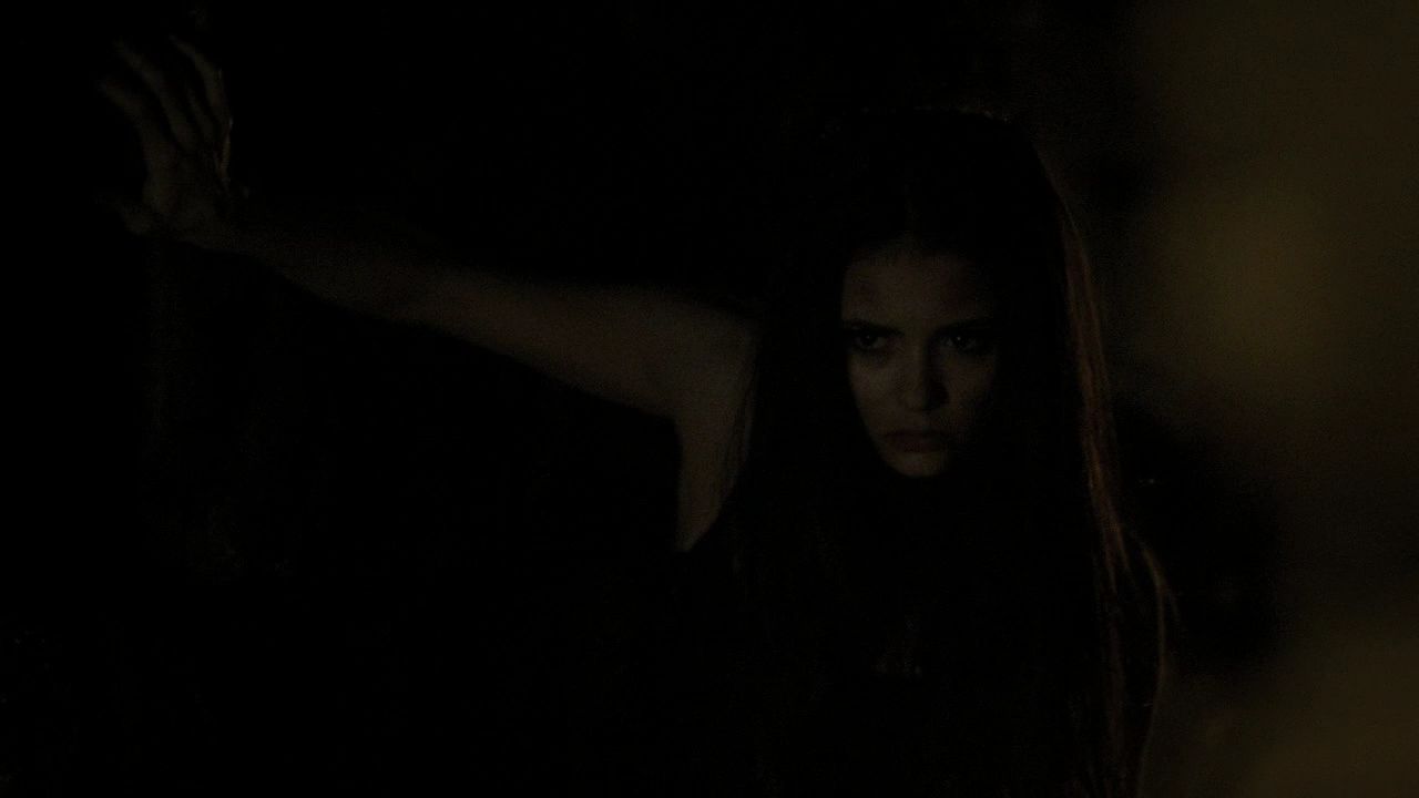 213VampireDiaries1762.jpg