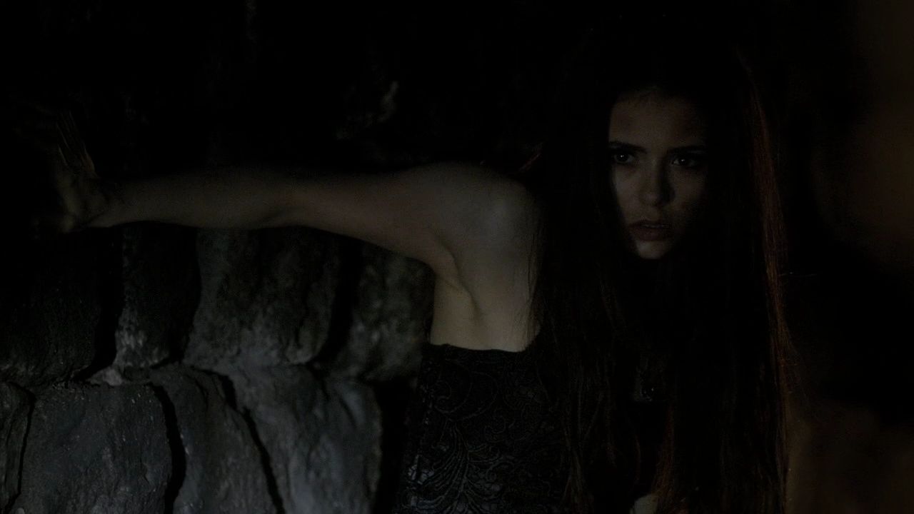 213VampireDiaries1770.jpg