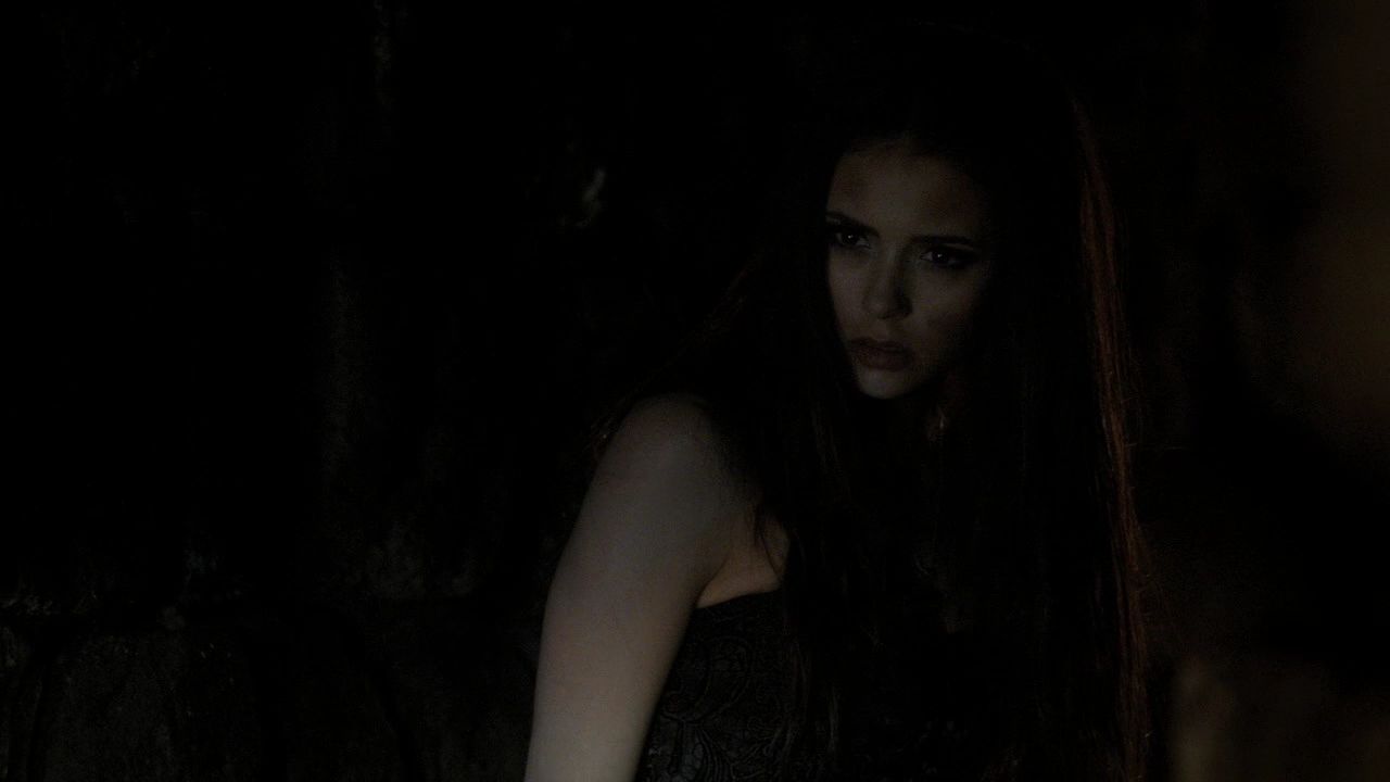 213VampireDiaries1782.jpg