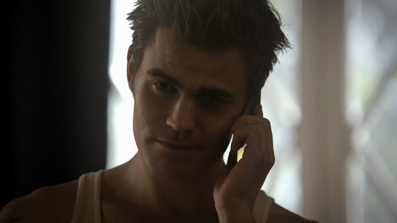 214VampireDiaries0093.jpg