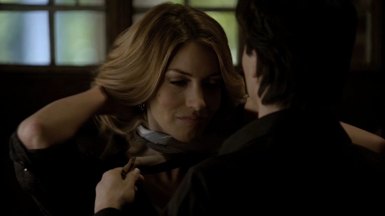 214VampireDiaries0112.jpg