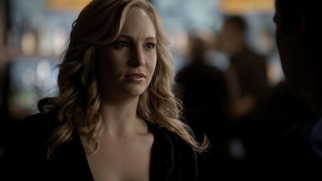 214VampireDiaries0283.jpg