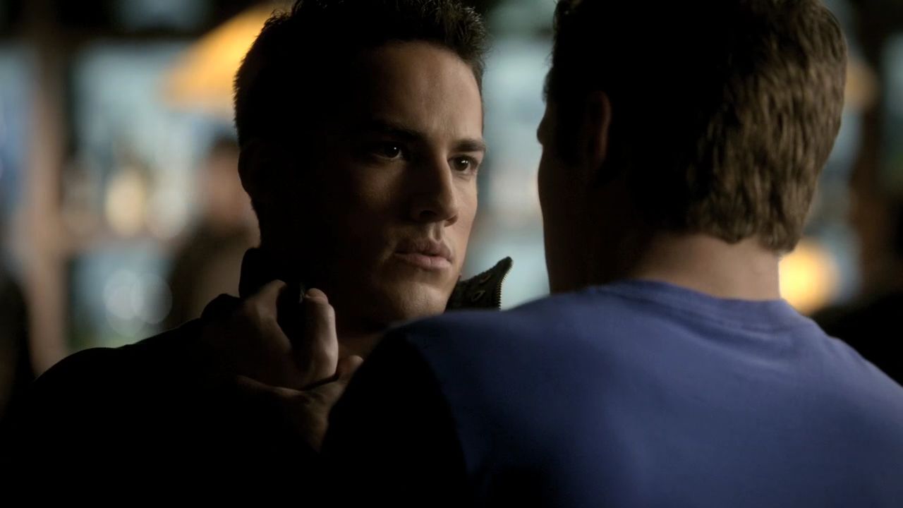 214VampireDiaries0328.jpg