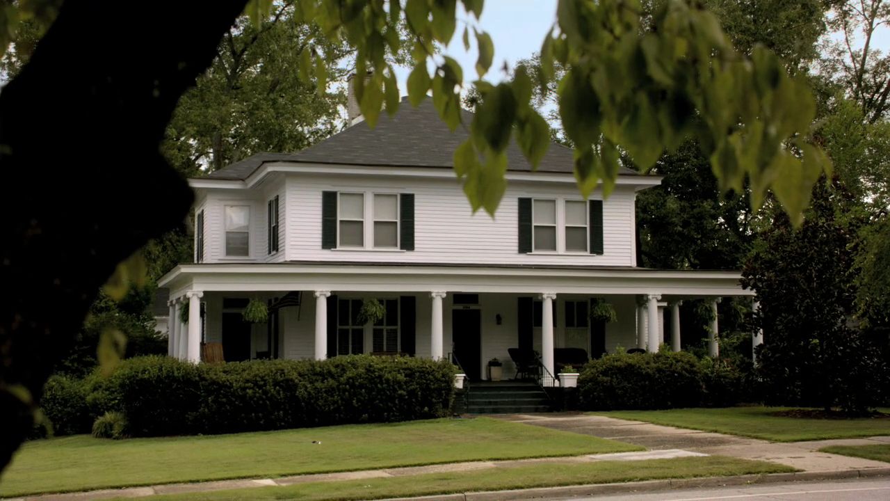214VampireDiaries0333.jpg