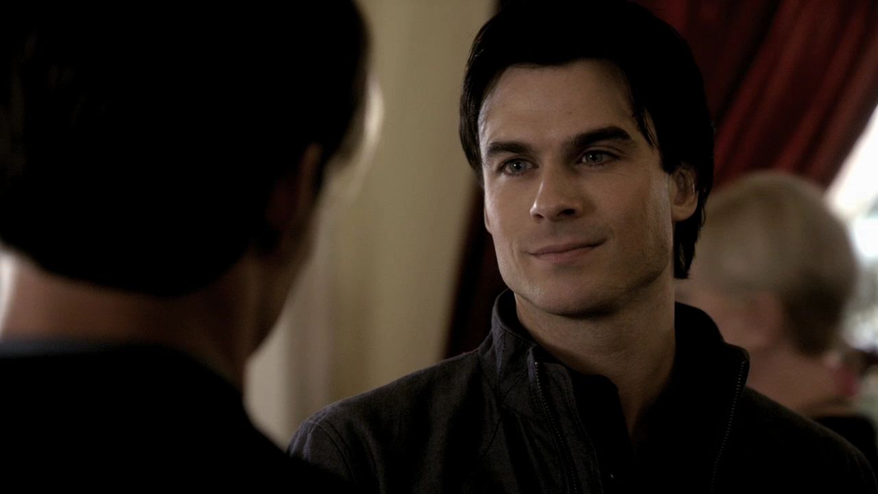 214VampireDiaries0485.jpg