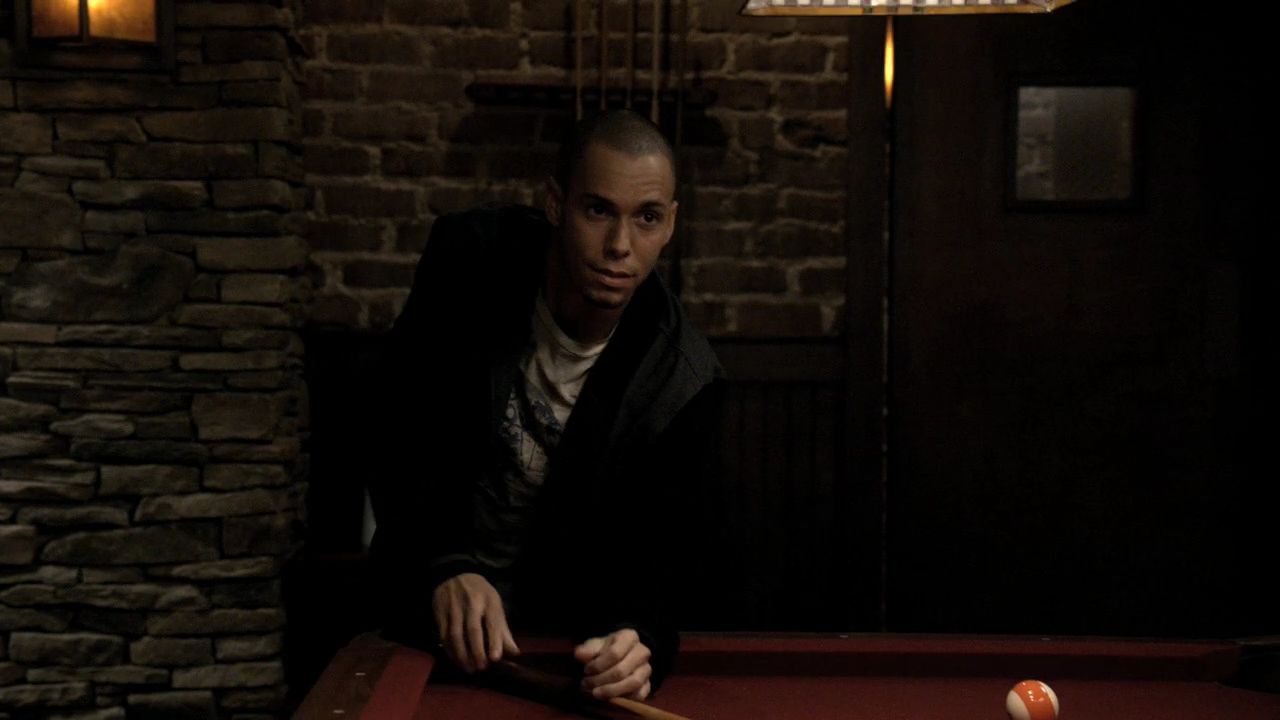 214VampireDiaries0489.jpg