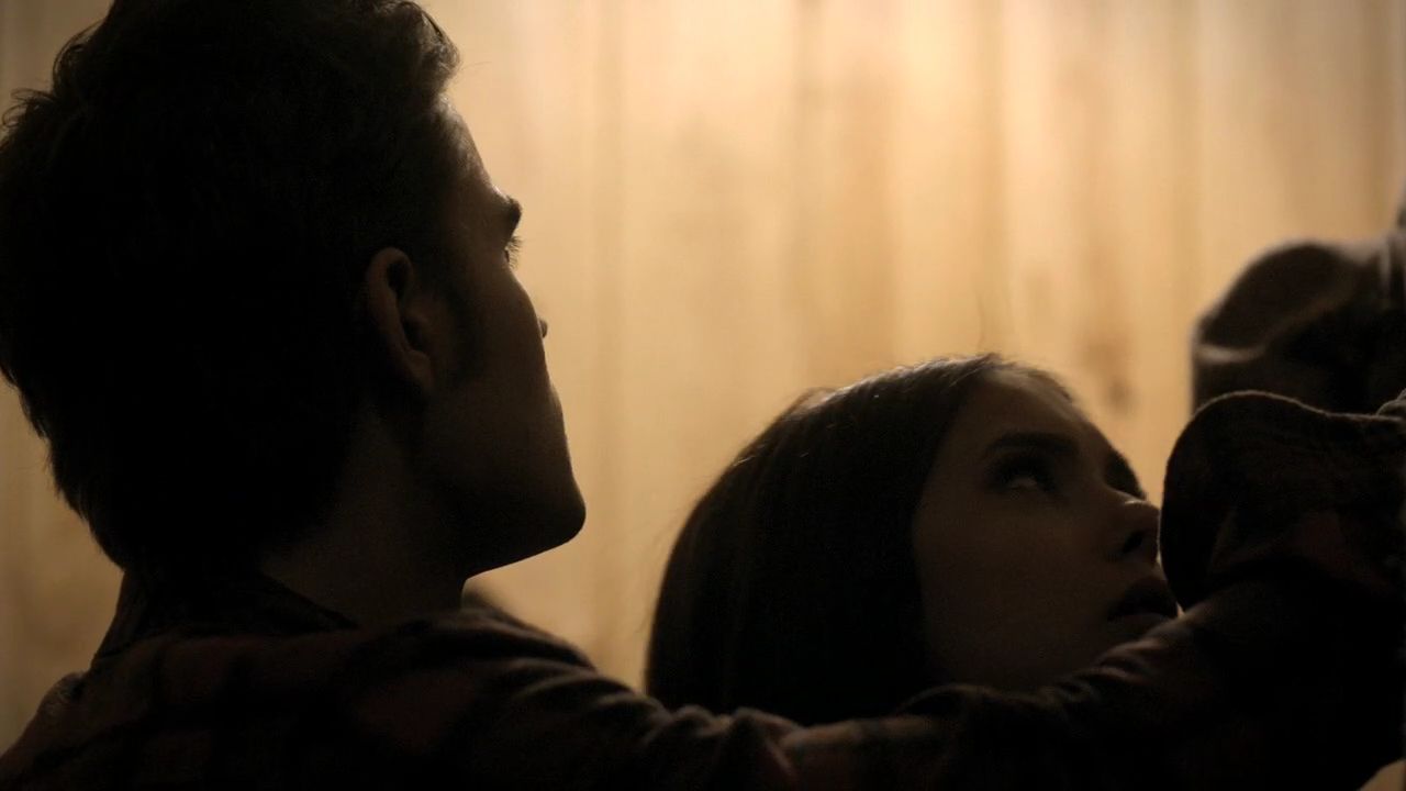 214VampireDiaries0745.jpg