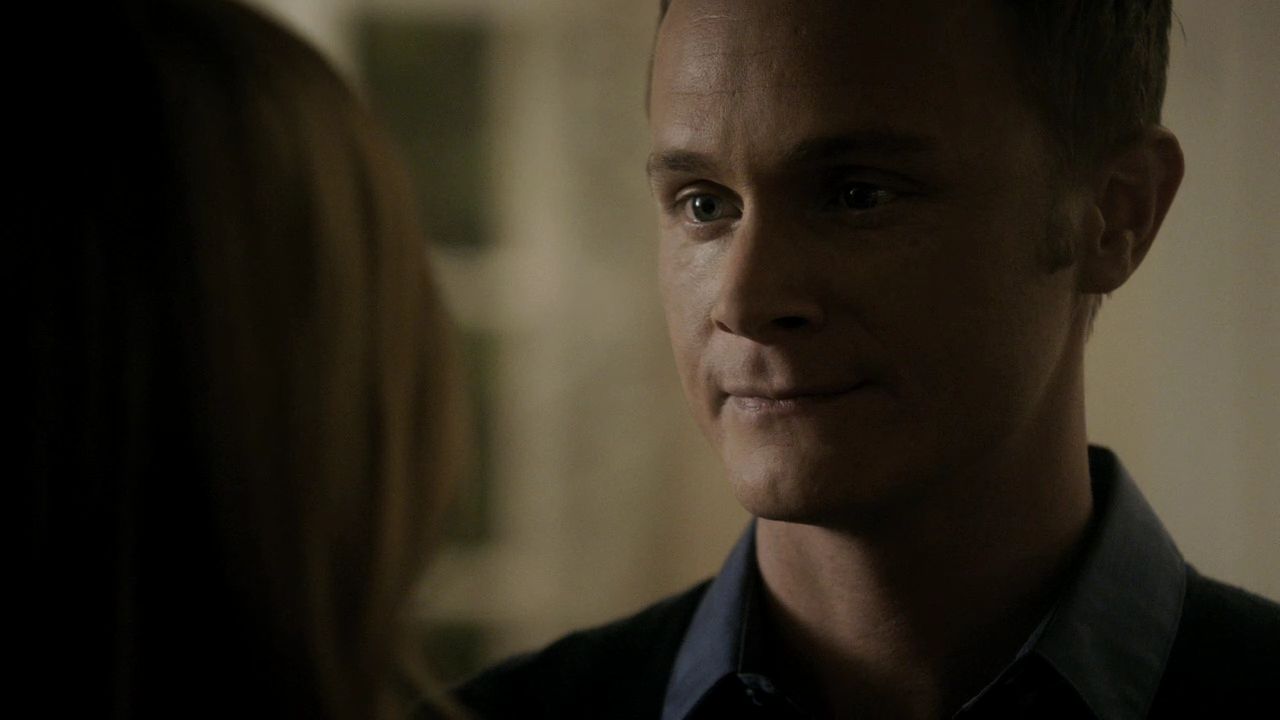 214VampireDiaries1015.jpg