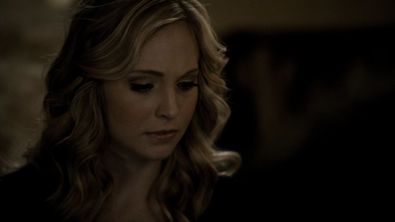 214VampireDiaries1136.jpg