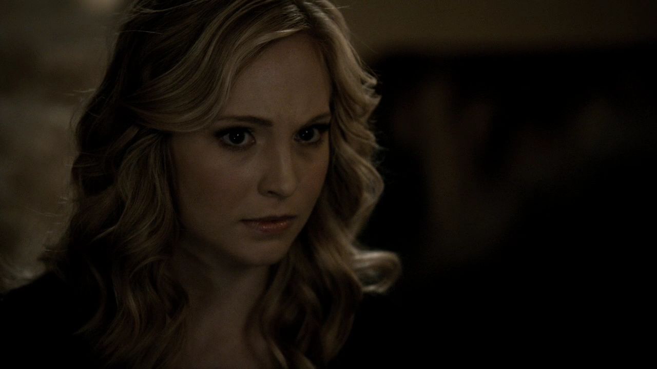 214VampireDiaries1137.jpg