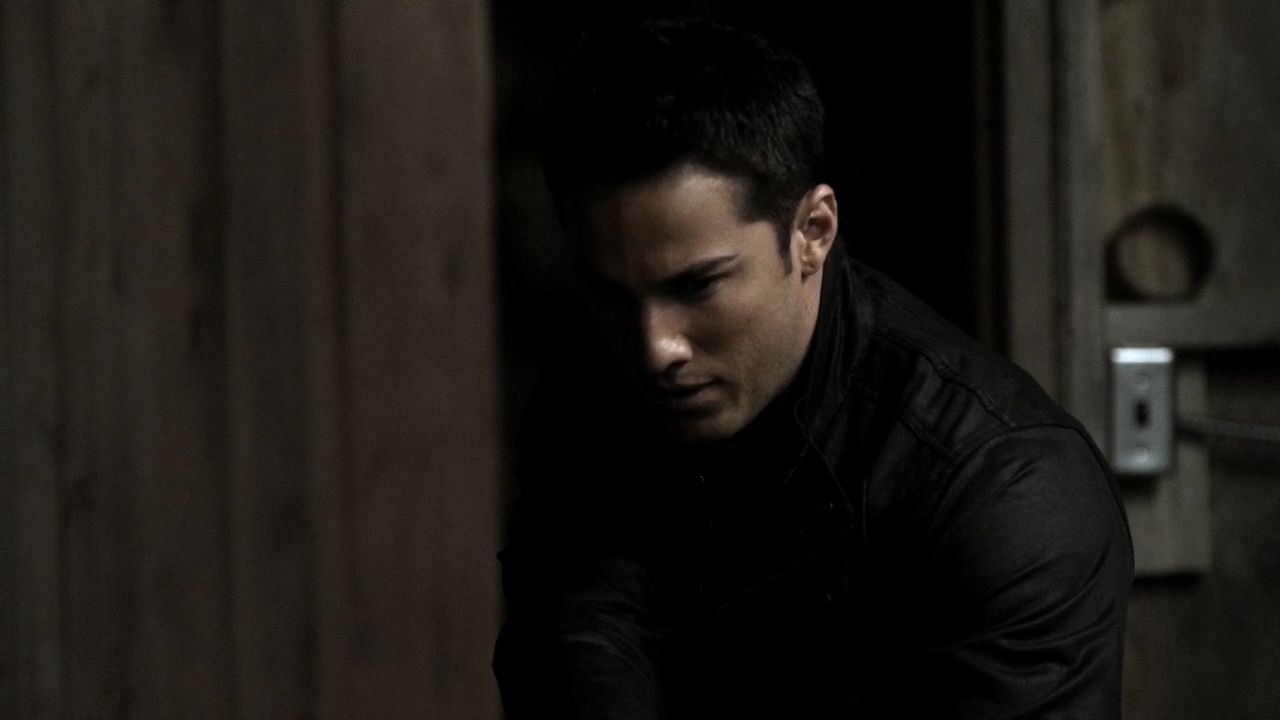 214VampireDiaries1185.jpg