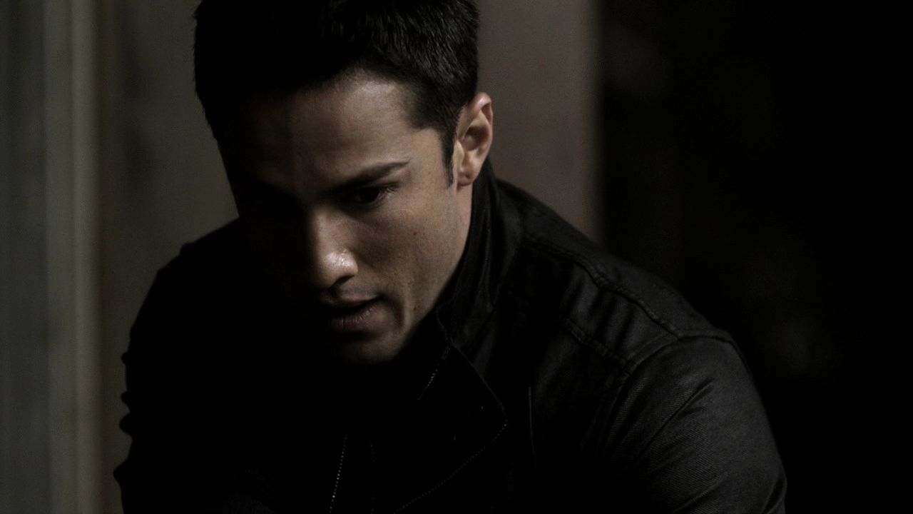214VampireDiaries1188.jpg