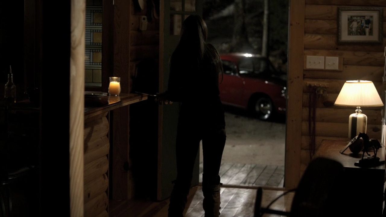 214VampireDiaries1226.jpg