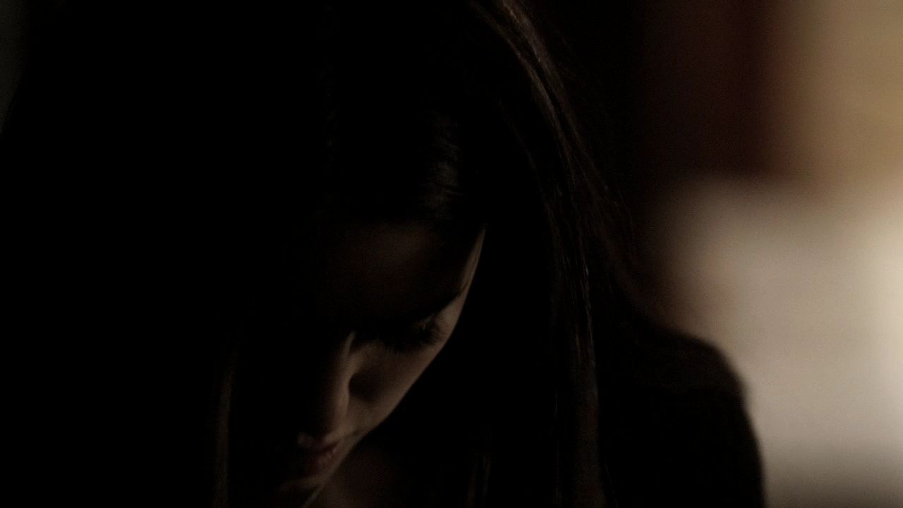 214VampireDiaries1248.jpg