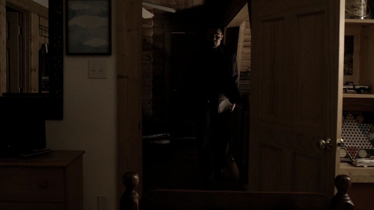 214VampireDiaries1256.jpg