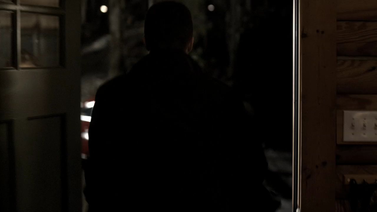 214VampireDiaries1295.jpg