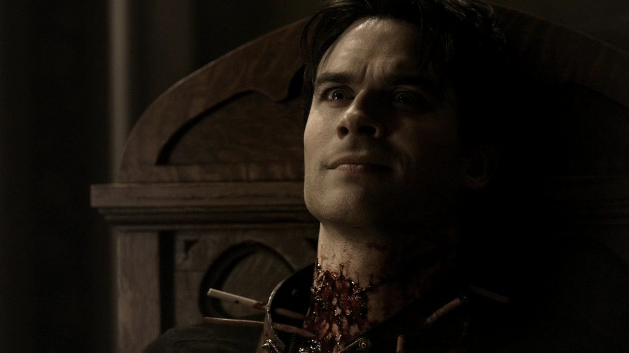 214VampireDiaries1359.jpg
