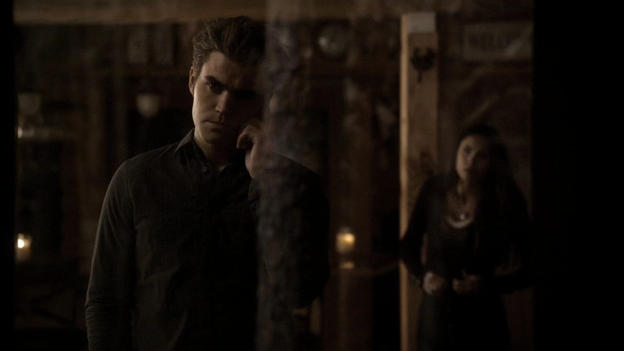 214VampireDiaries1452.jpg