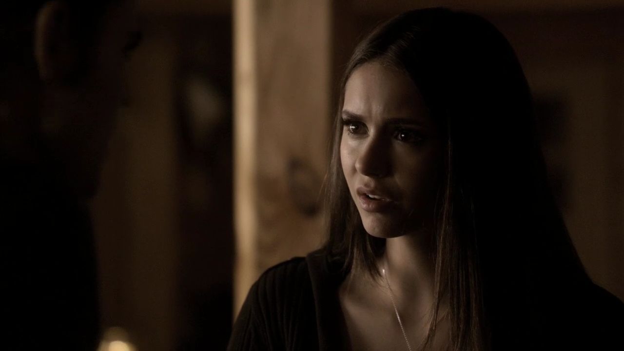 214VampireDiaries1489.jpg
