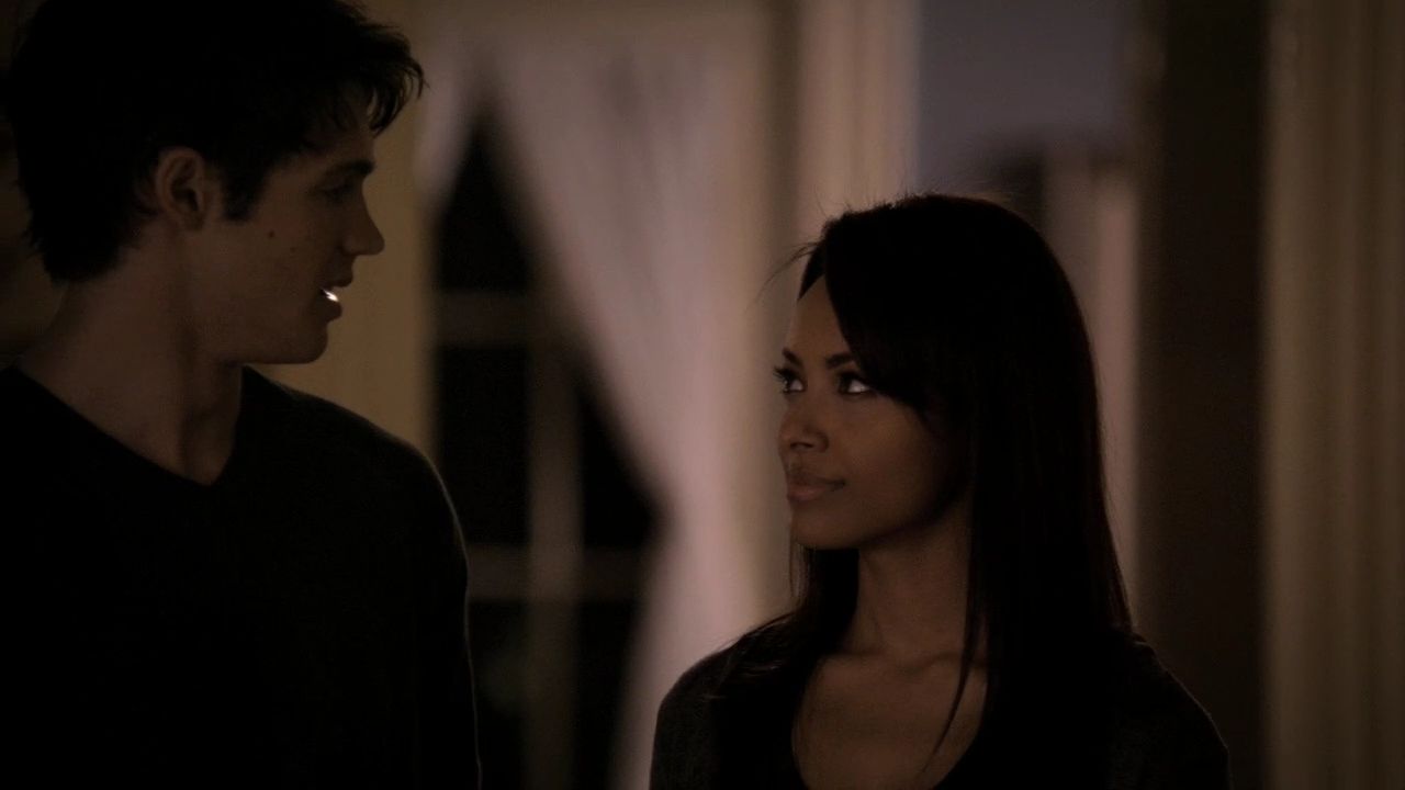 214VampireDiaries1507.jpg