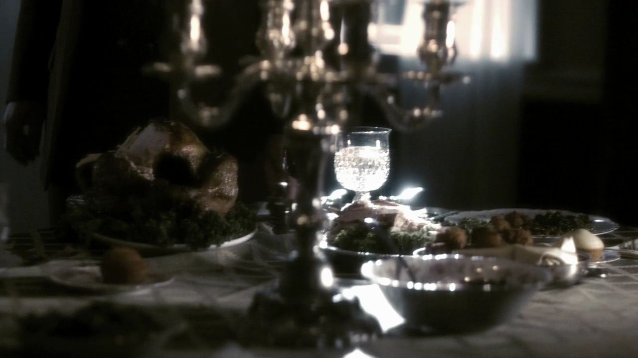 215VampireDiaries0022.jpg