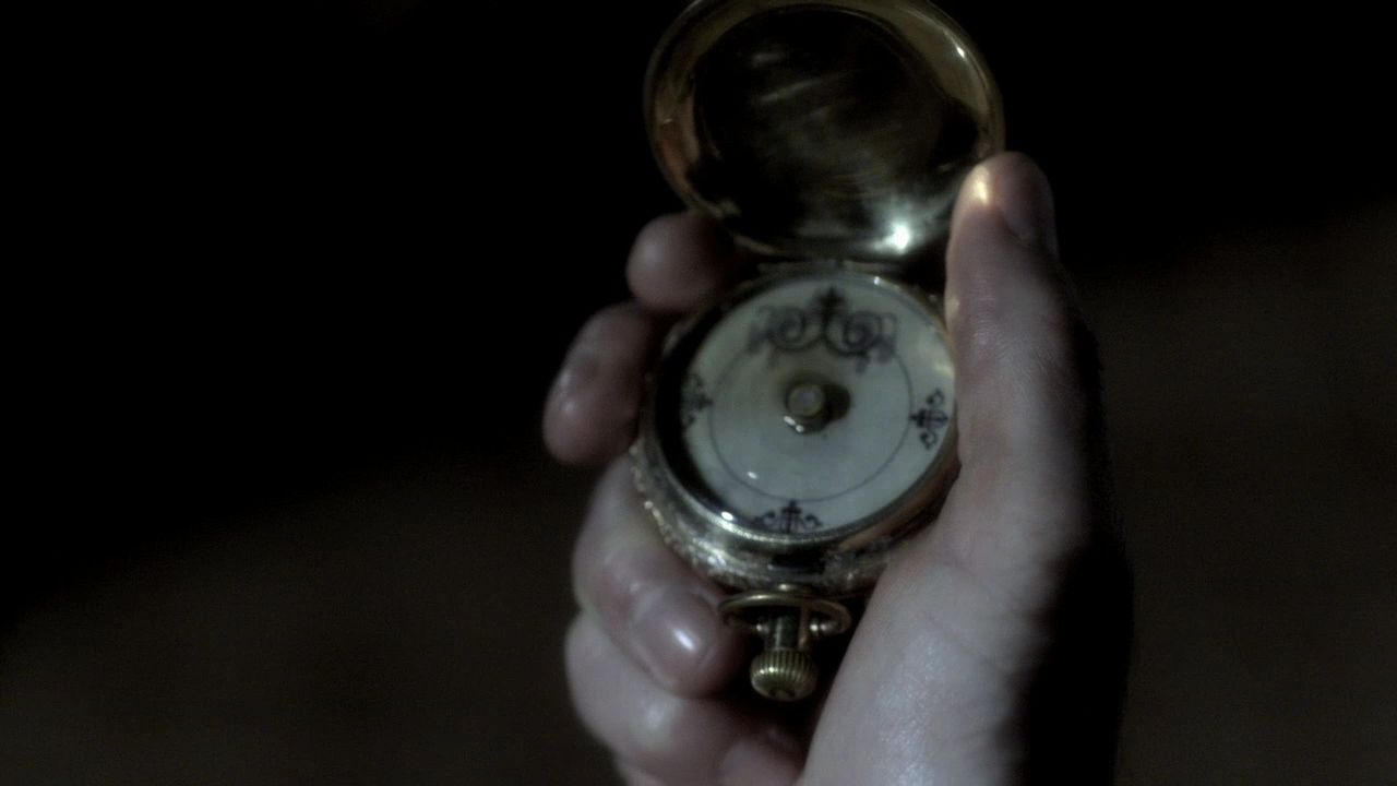 215VampireDiaries0057.jpg