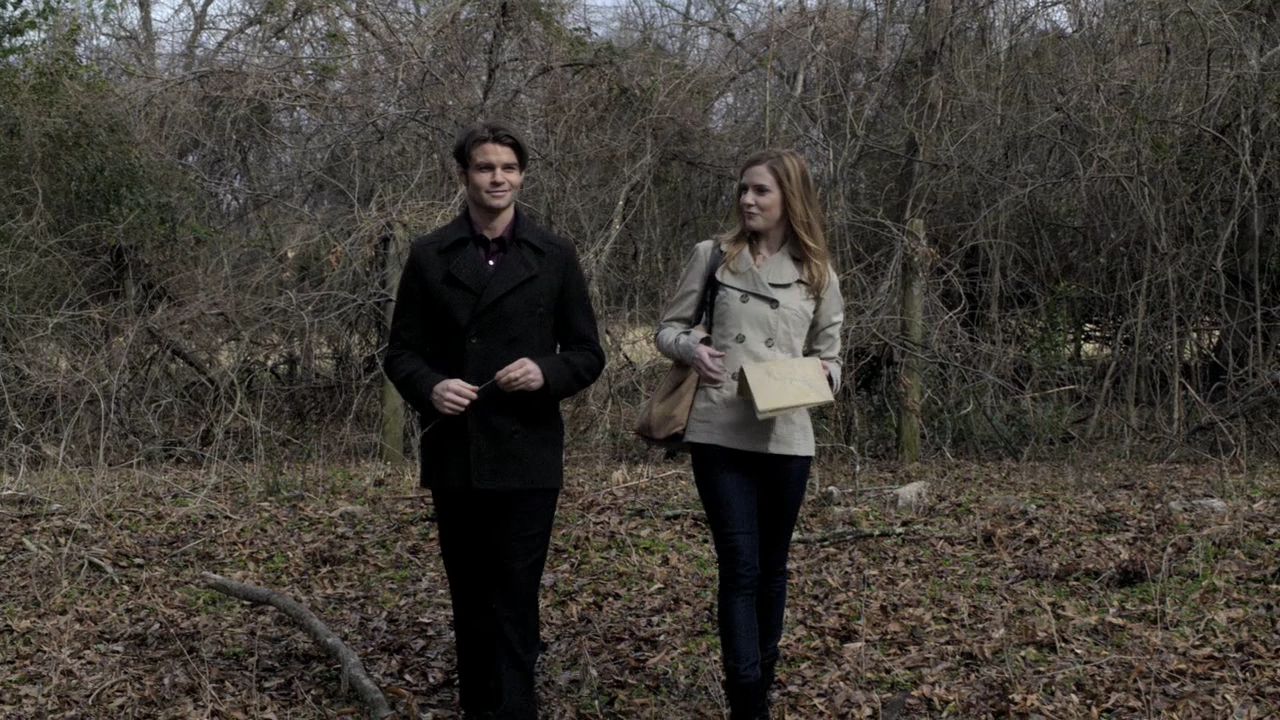 215VampireDiaries0155.jpg