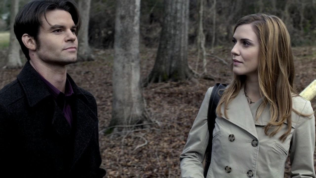 215VampireDiaries0184.jpg