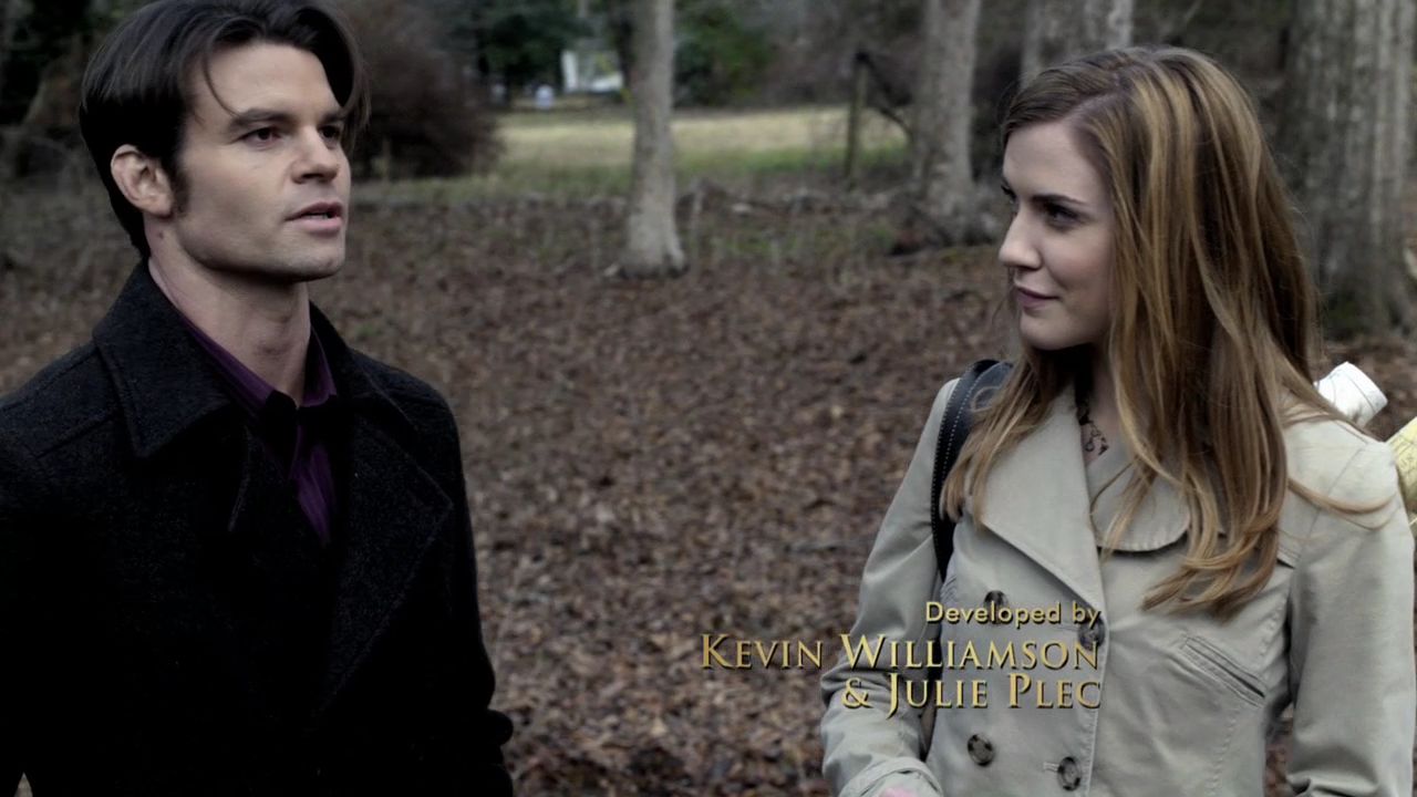 215VampireDiaries0185.jpg