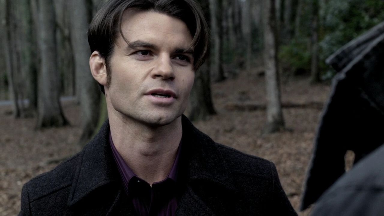 215VampireDiaries0199.jpg