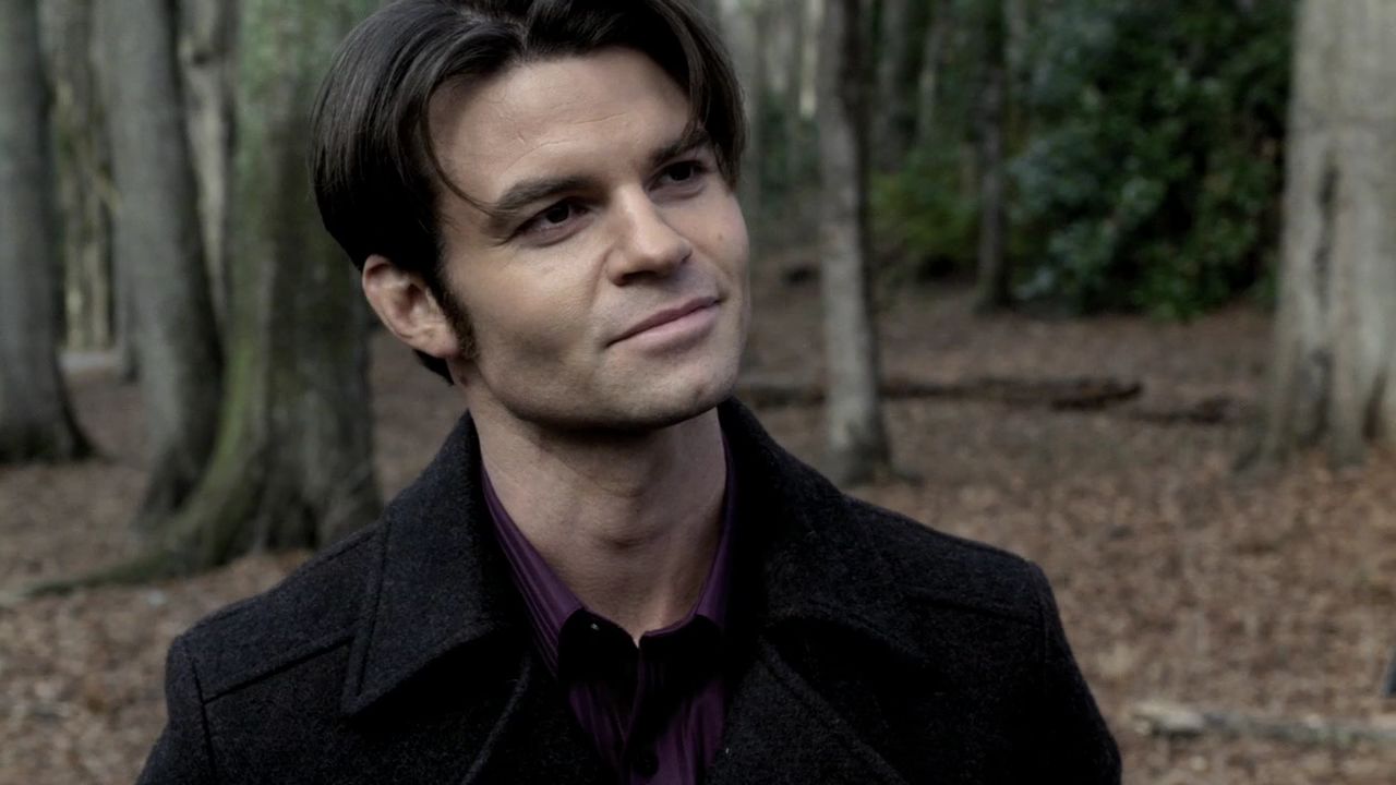 215VampireDiaries0204.jpg