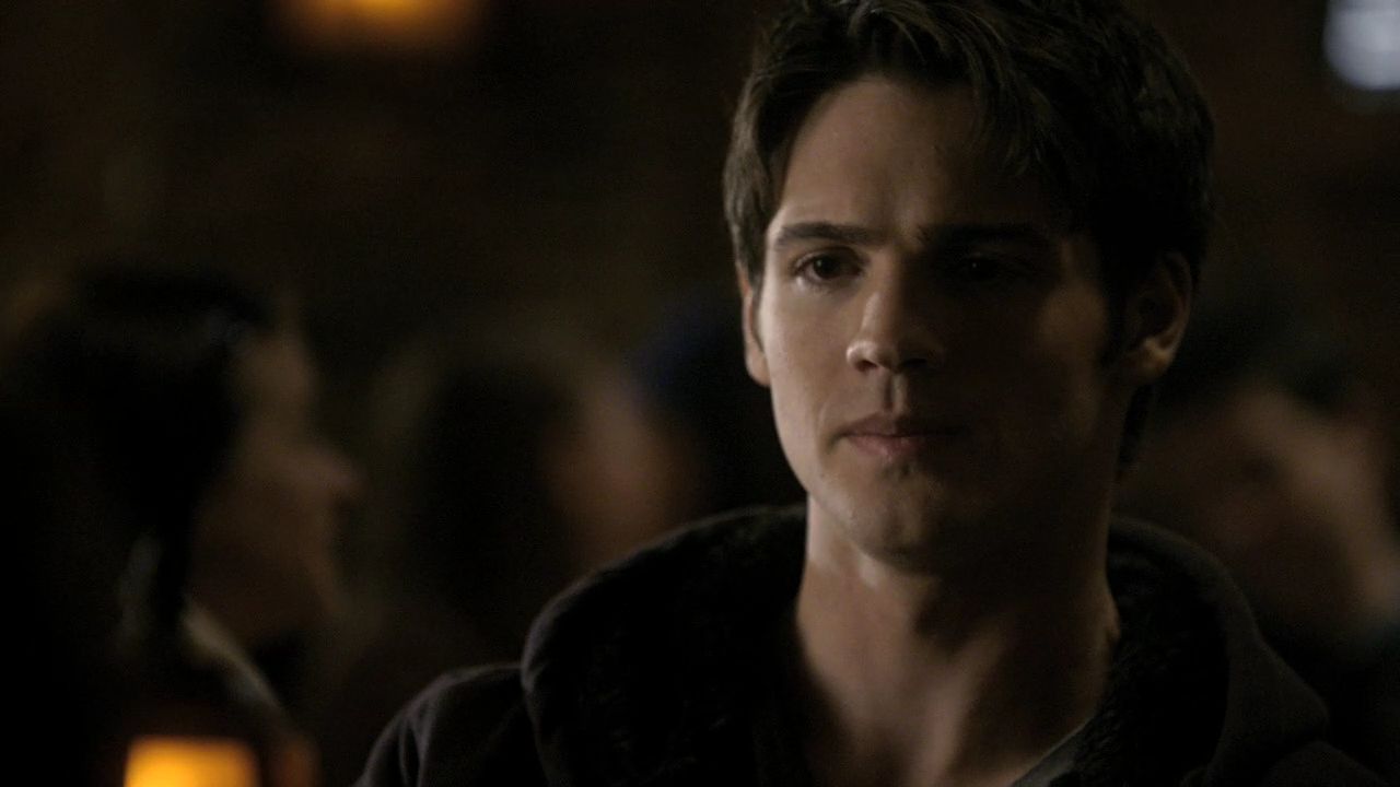 215VampireDiaries0223.jpg